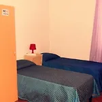 Paola Hotel *