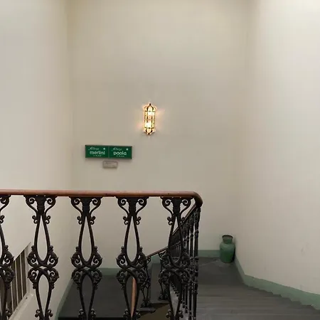 Paola Hotel Florença
